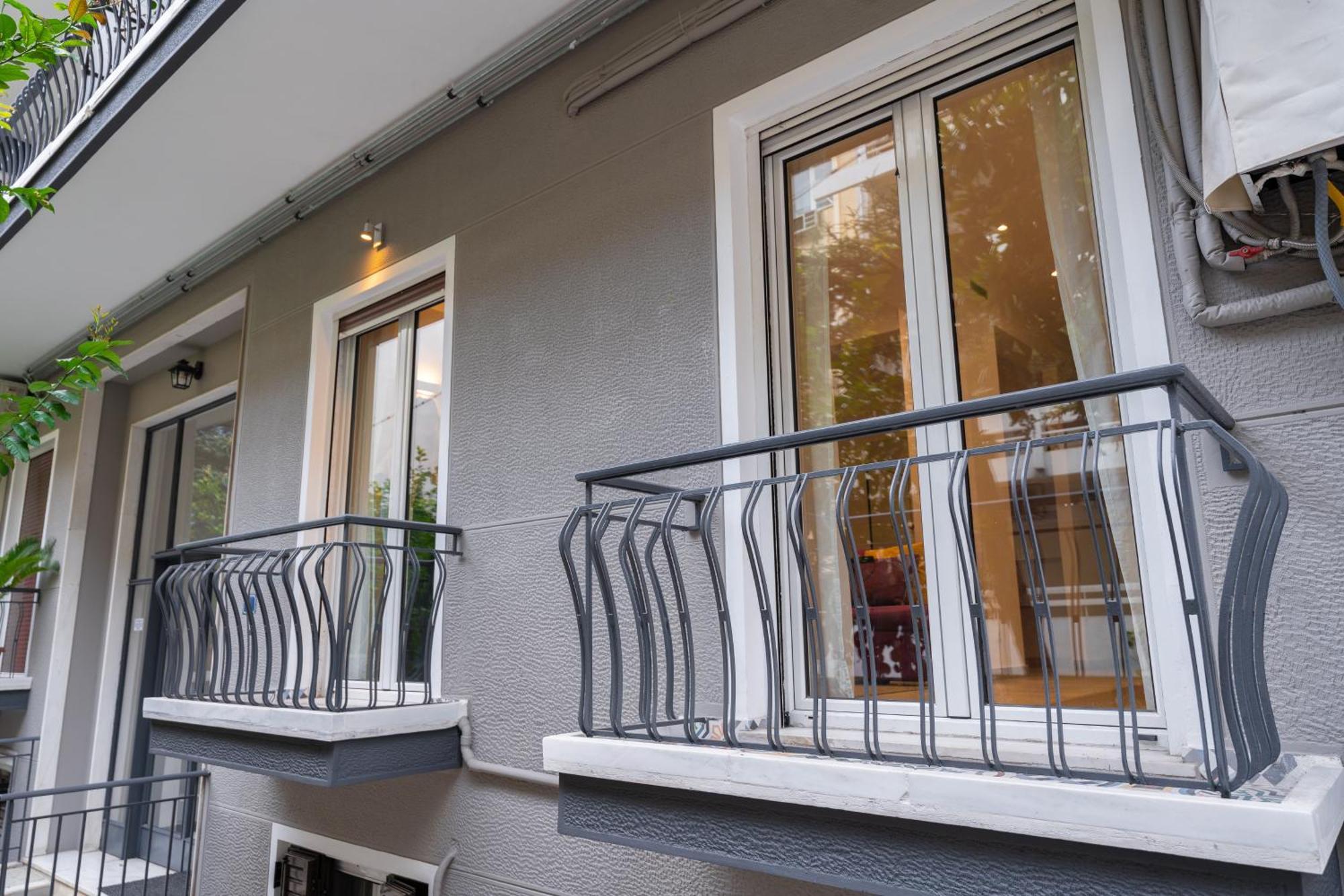 Spacious Modern Apartment In Athens Near Metro Exterior photo